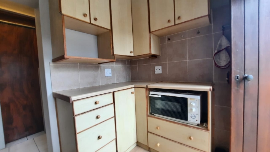 To Let 1 Bedroom Property for Rent in Kleinmond Western Cape